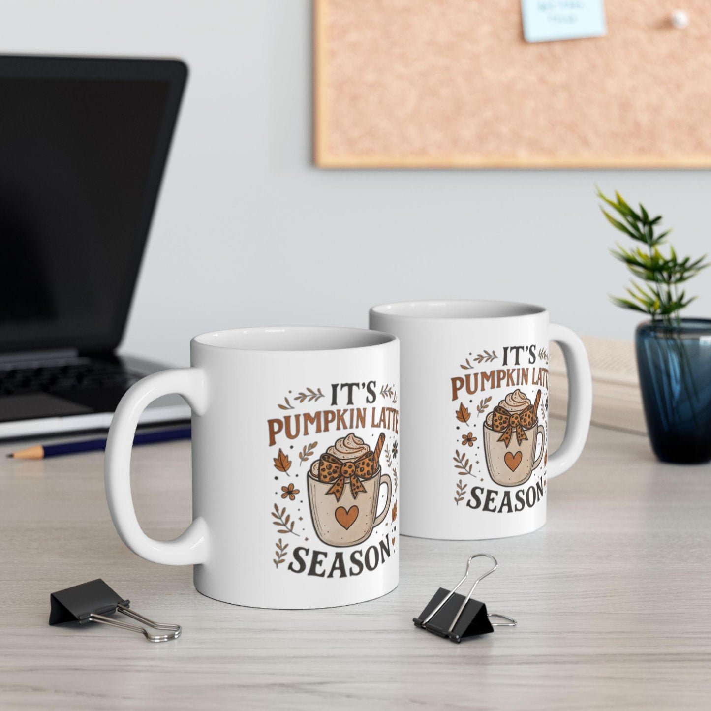 Mug Pumpkin Latte Season — tasse café d’automne, cadeau Halloween, maison bureau, déco cozy céramique 330ml - 11oz