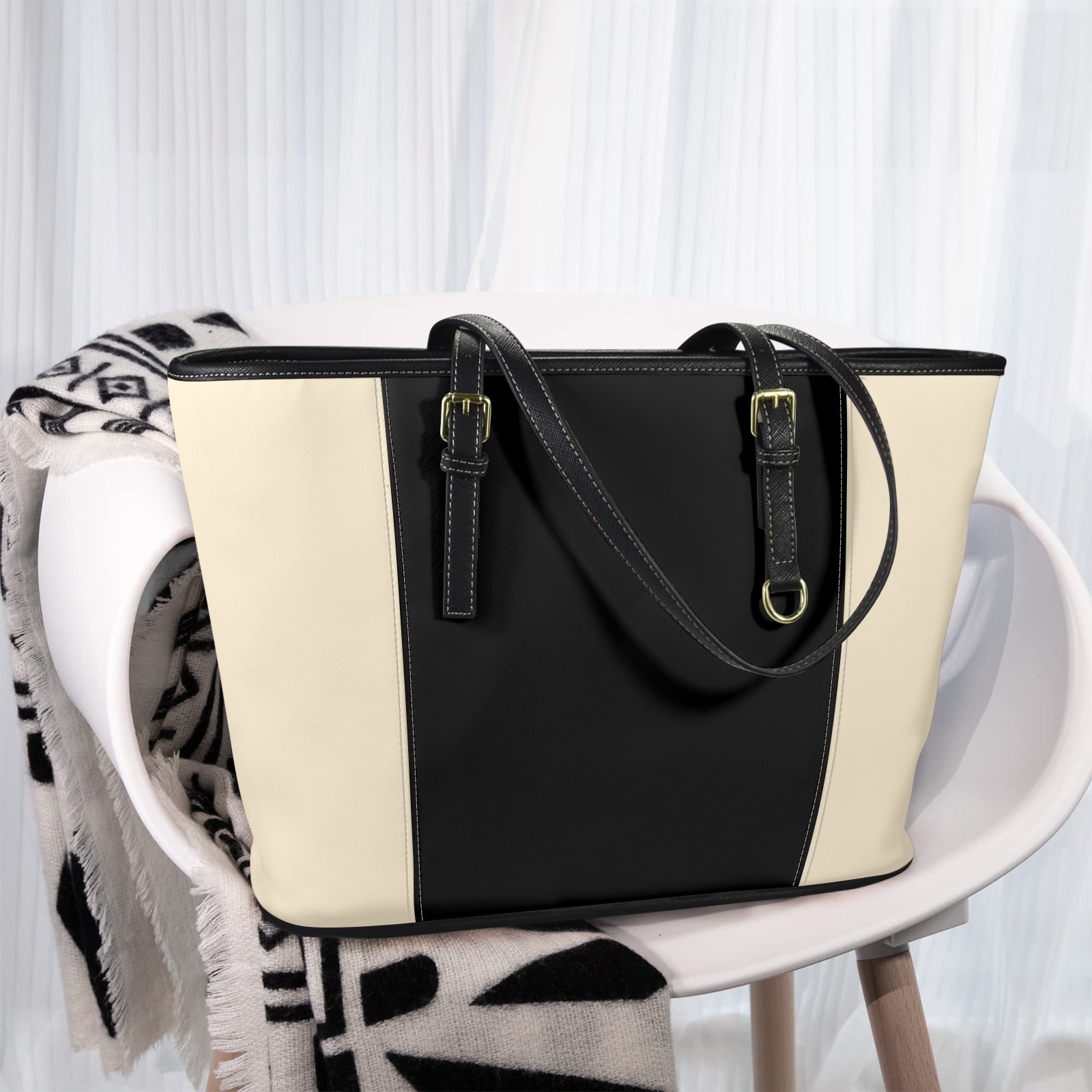 Sac cabas en cuir vegan noir et beige – Élégance urbaine et contraste raffiné - Big Smiles All Sizes