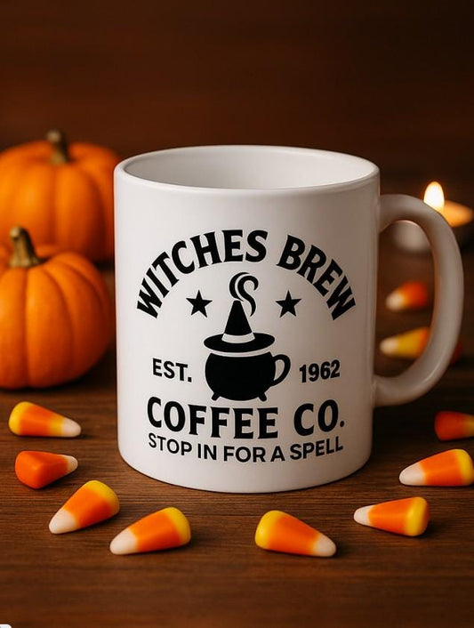 La tasse Witches Brew—cocooning et frissons, à parts égales. 330ml / 440ml - 11oz / 15oz