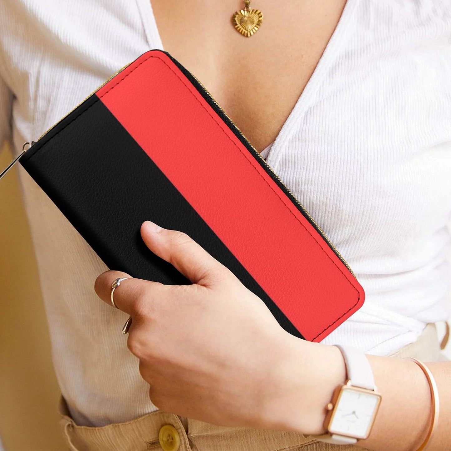 Portefeuille noir et rouge en cuir vegan haut de gamme – Élégance audacieuse et grande capacité - Big Smiles All Sizes